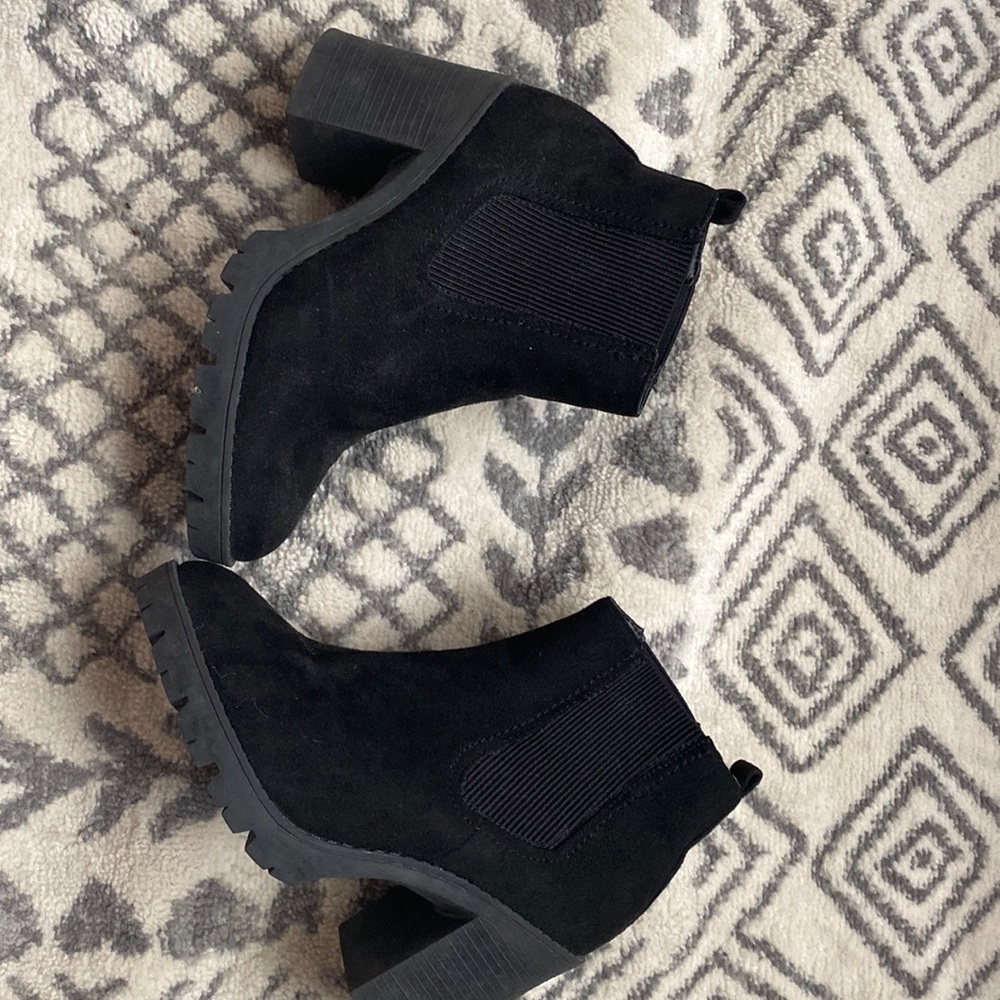ASOS black booties size 37